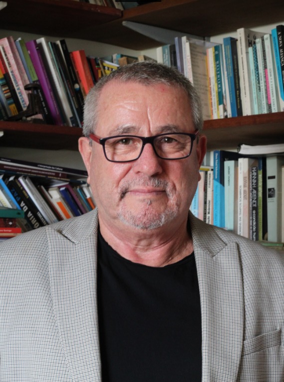 Prof. Dr. Valdo Barcelos